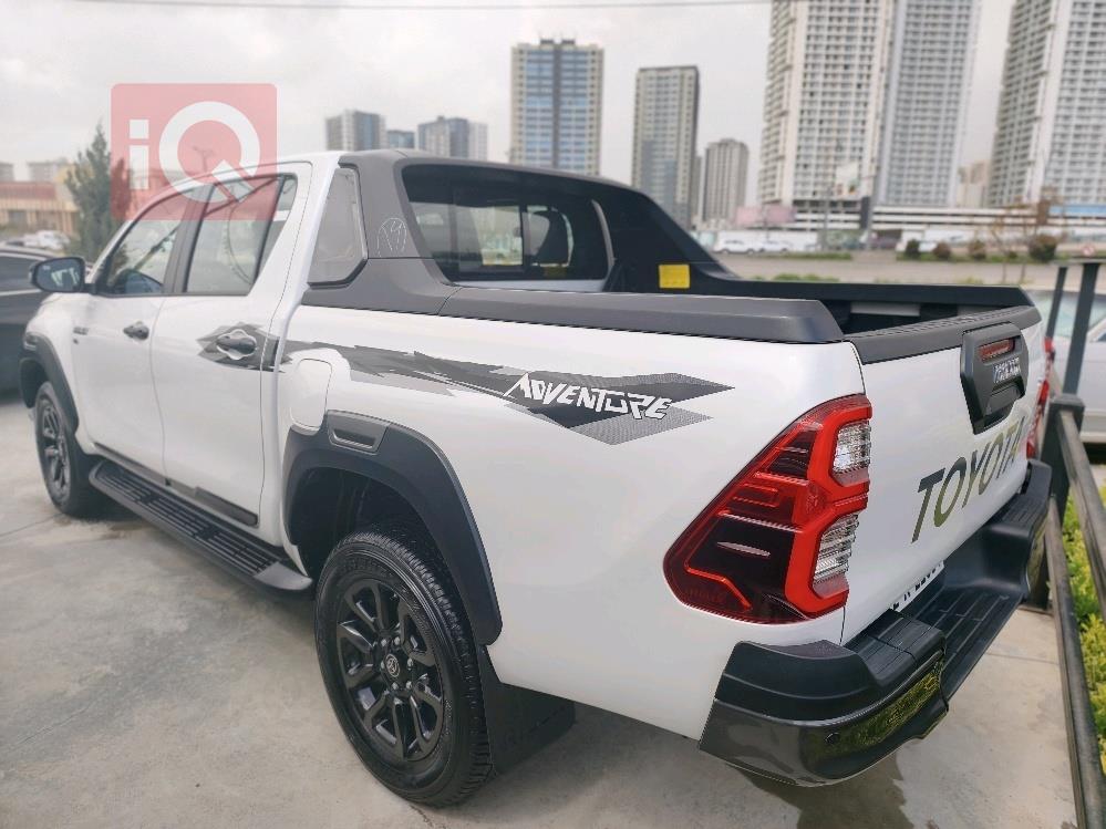 تويوتا هايلوكس